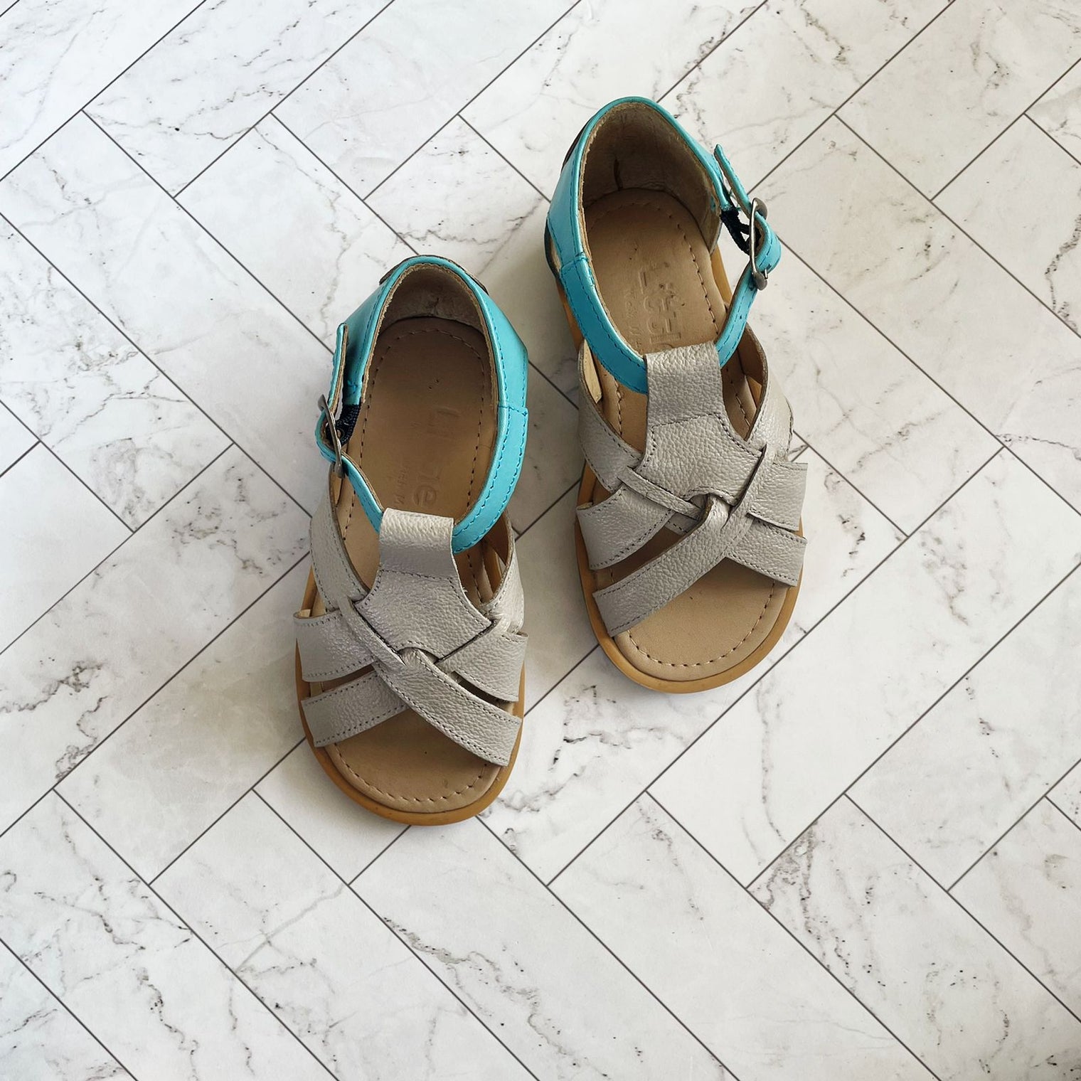 Twyla Finn Sandal | Two-Toned