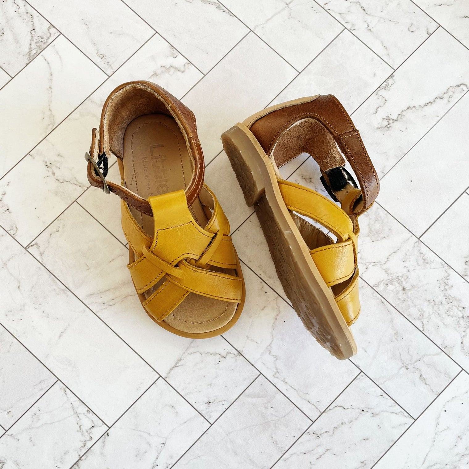 Twyla Finn Sandal | Two-Toned