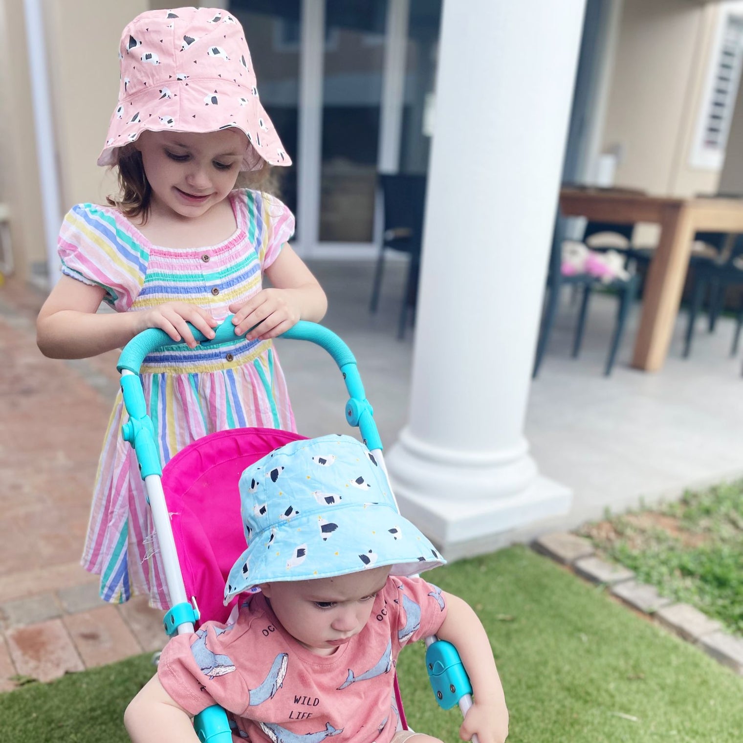 Bucket Hat | Pink Birds | Reversible