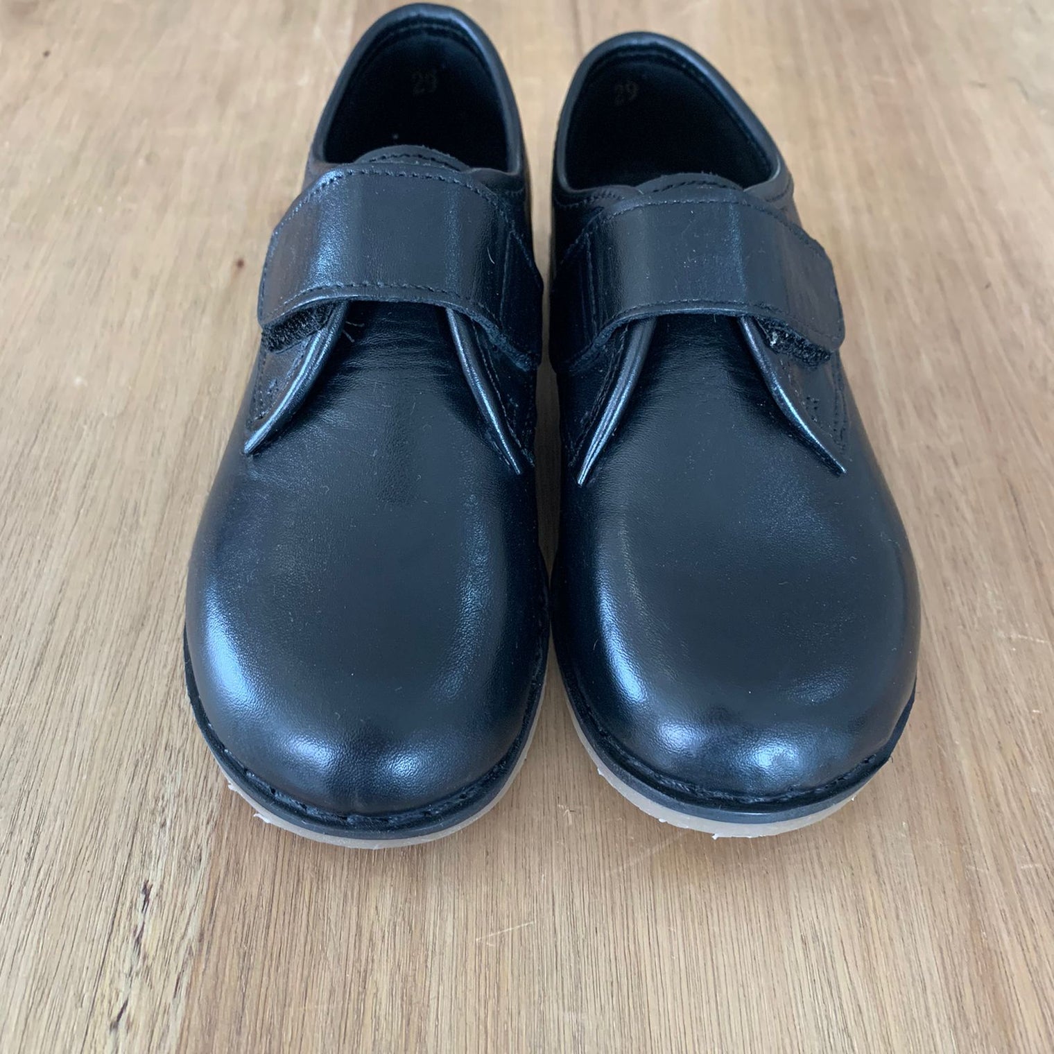 Closed Velcro Unisex Shoe | School Shoe