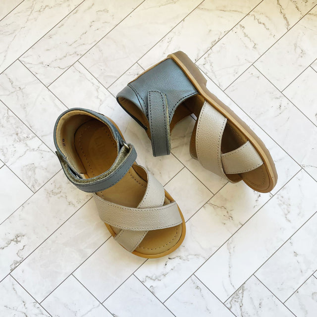 Aurora Bay Sandal | Two-Toned